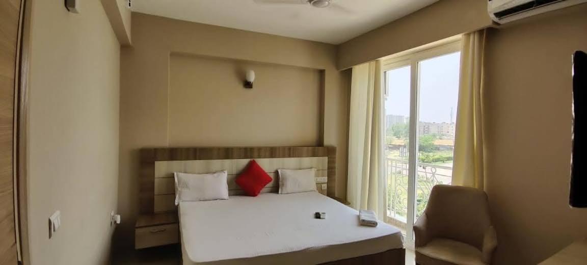 Vrindāvan Dubey Homestay - 500 Meter From Temple المظهر الخارجي الصورة